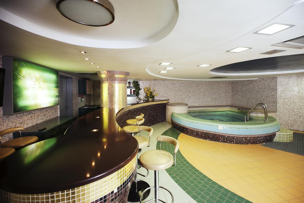 Victoria Hotel & Business Centre Minsk Eksteriør billede